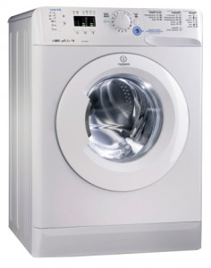 Indesit XWSA 61051 WWG वॉशिंग मशीन तस्वीर, विशेषताएँ